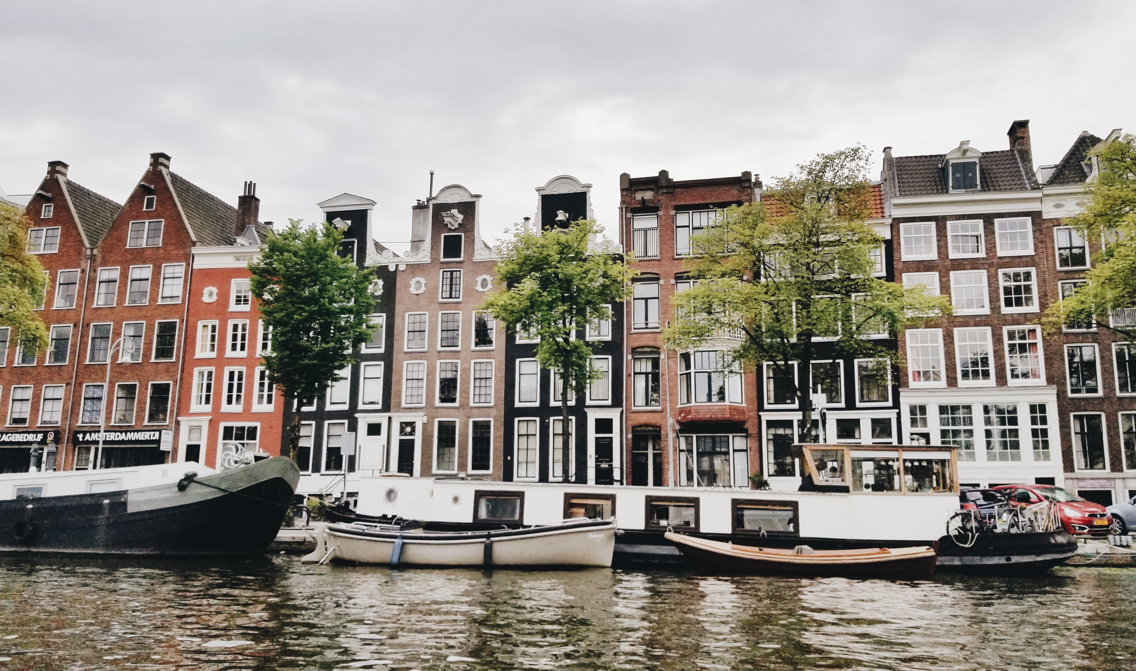 Houses by the Canal - Amsterdam (2019)