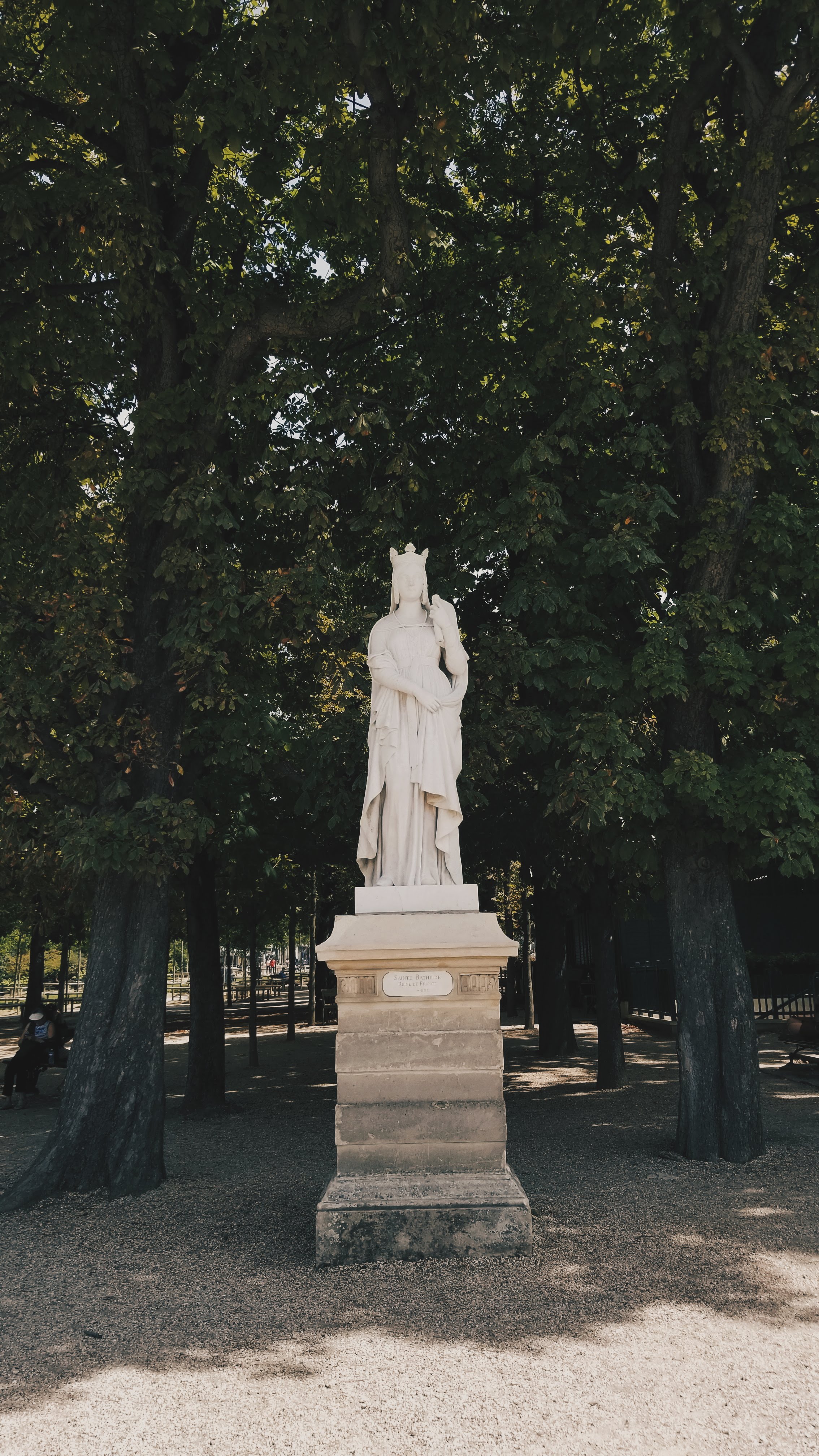 Statue - Luxembourg Gardens (2019)